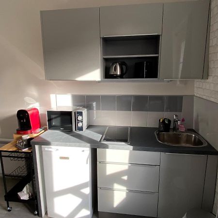 Enghien-Les-Bains : Studio Au Coeur Du Centre Ville Esterno foto