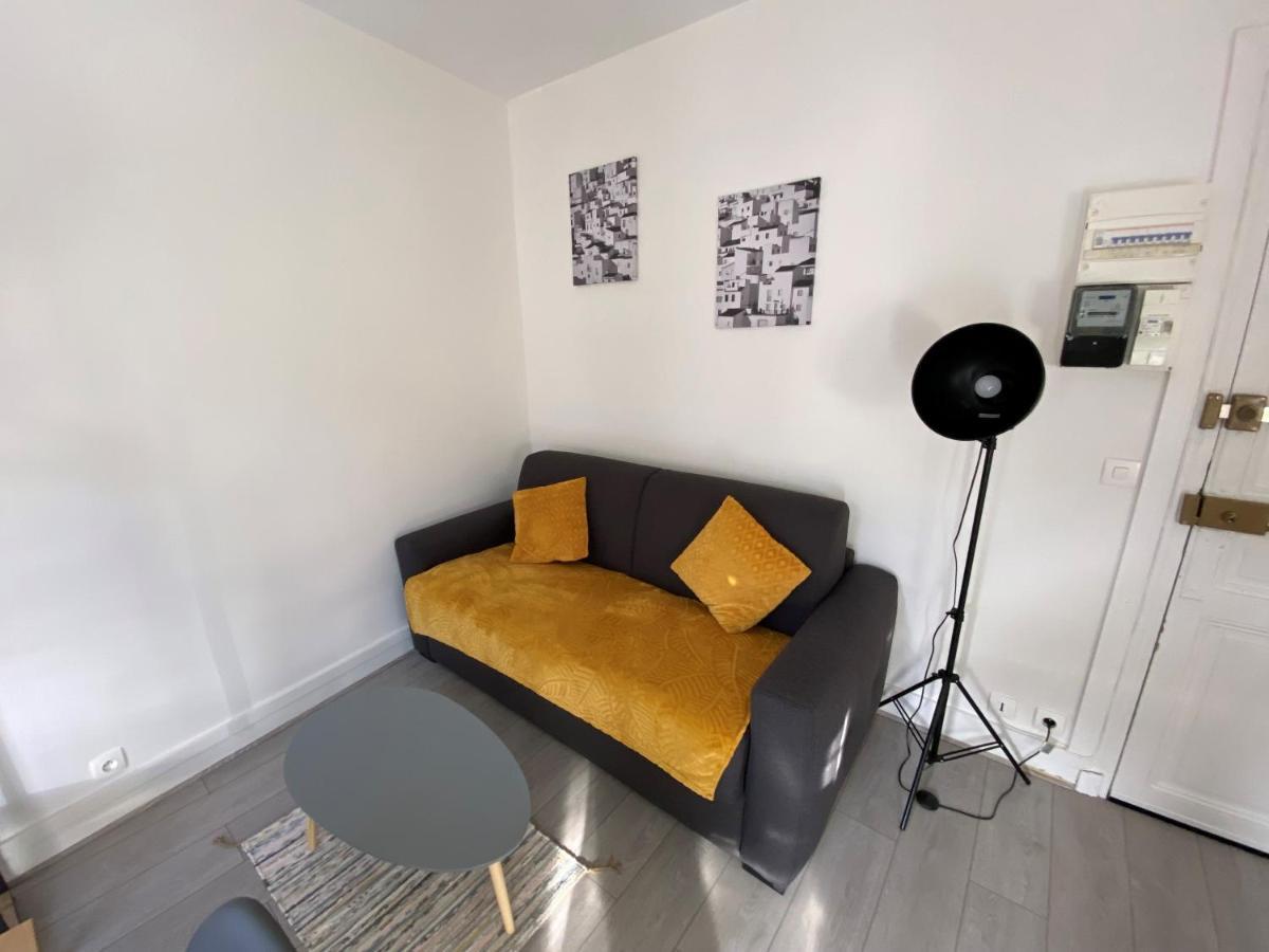 Enghien-Les-Bains : Studio Au Coeur Du Centre Ville Esterno foto